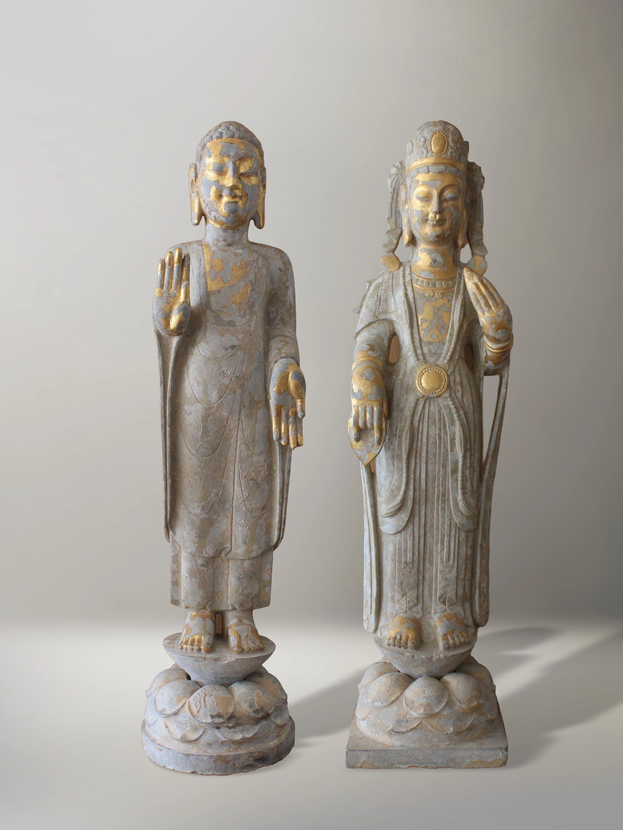 Buda y Bodhisattva en Piedra Tallada
