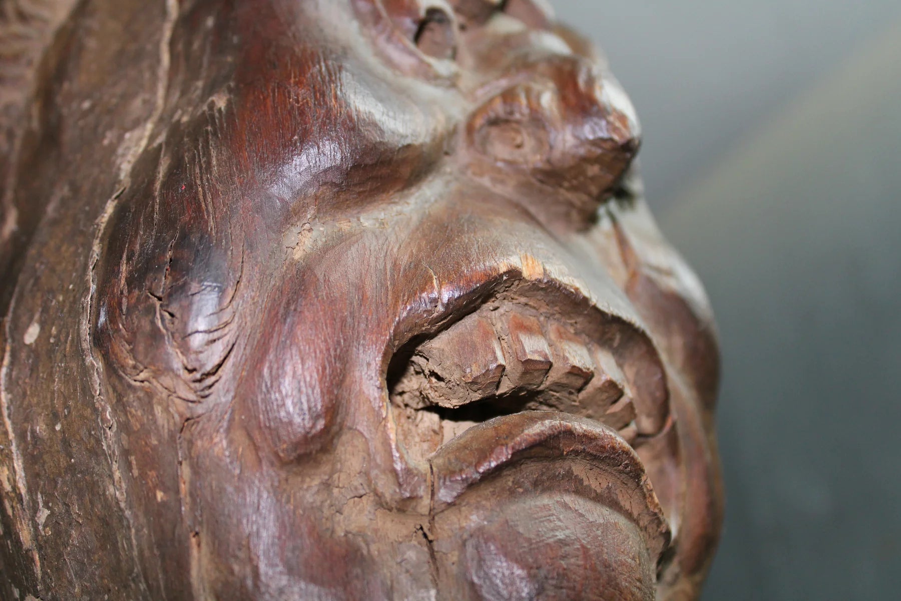 Cabeza de Lokapala de la Dinastía Tang