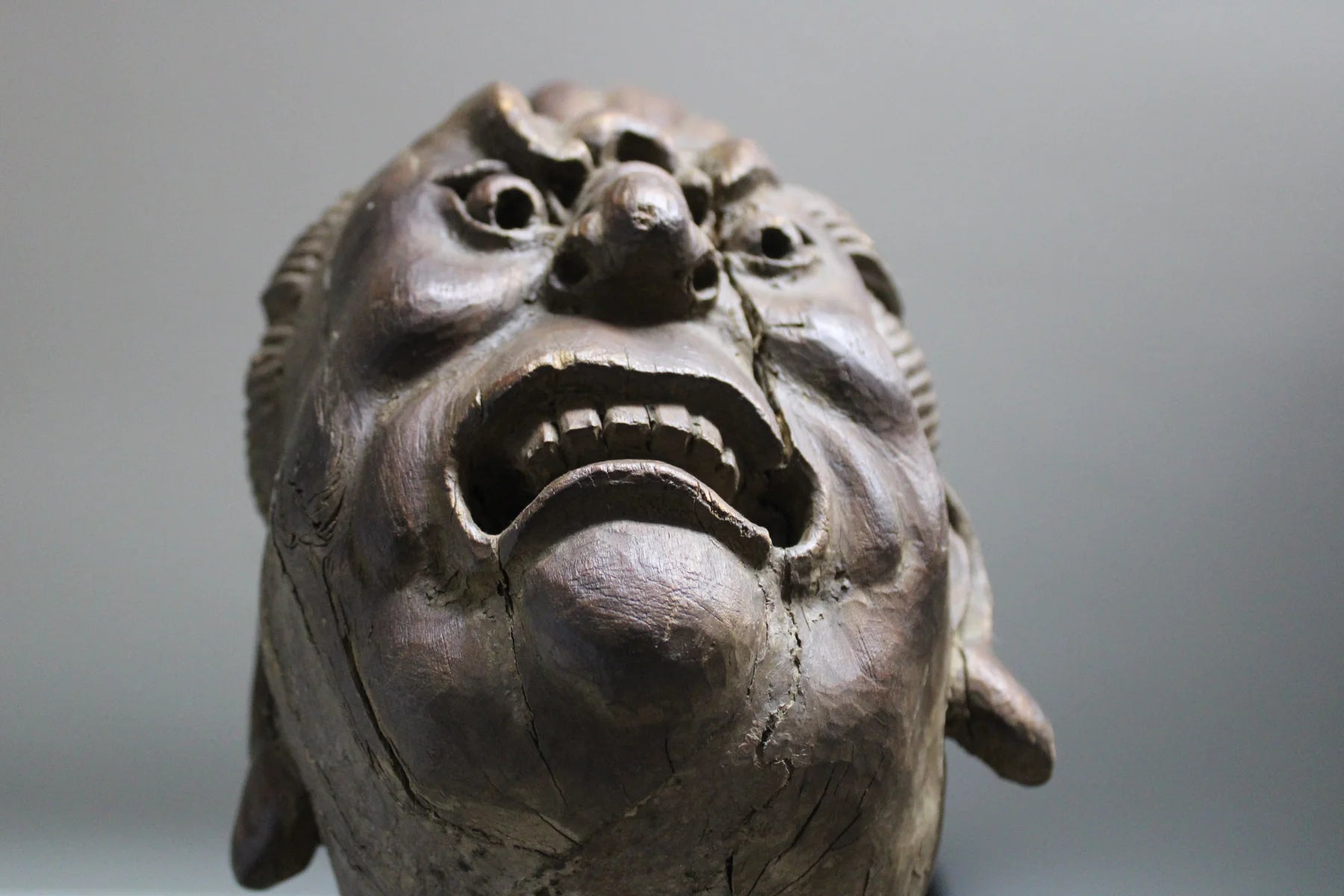 Cabeza de Lokapala de la Dinastía Tang