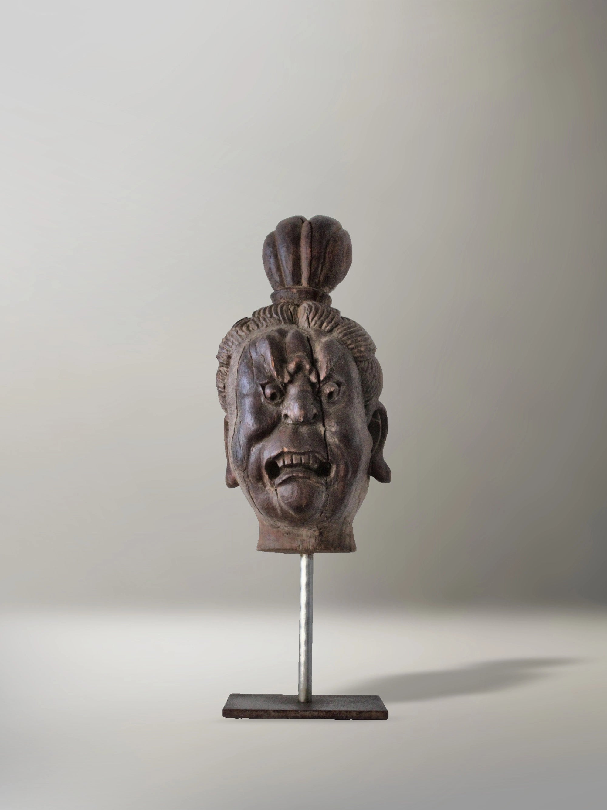 Cabeza de Lokapala de la Dinastía Tang