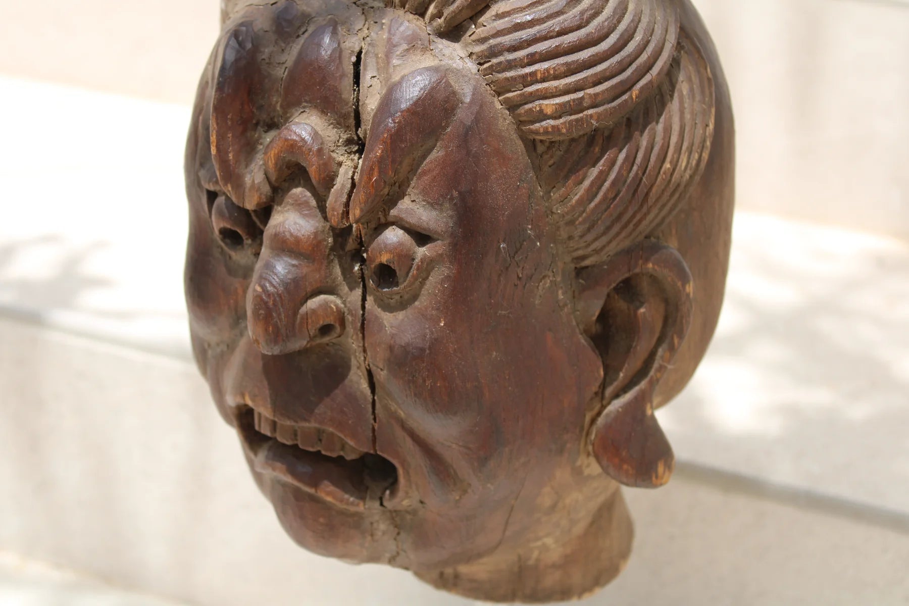 Cabeza de Lokapala de la Dinastía Tang