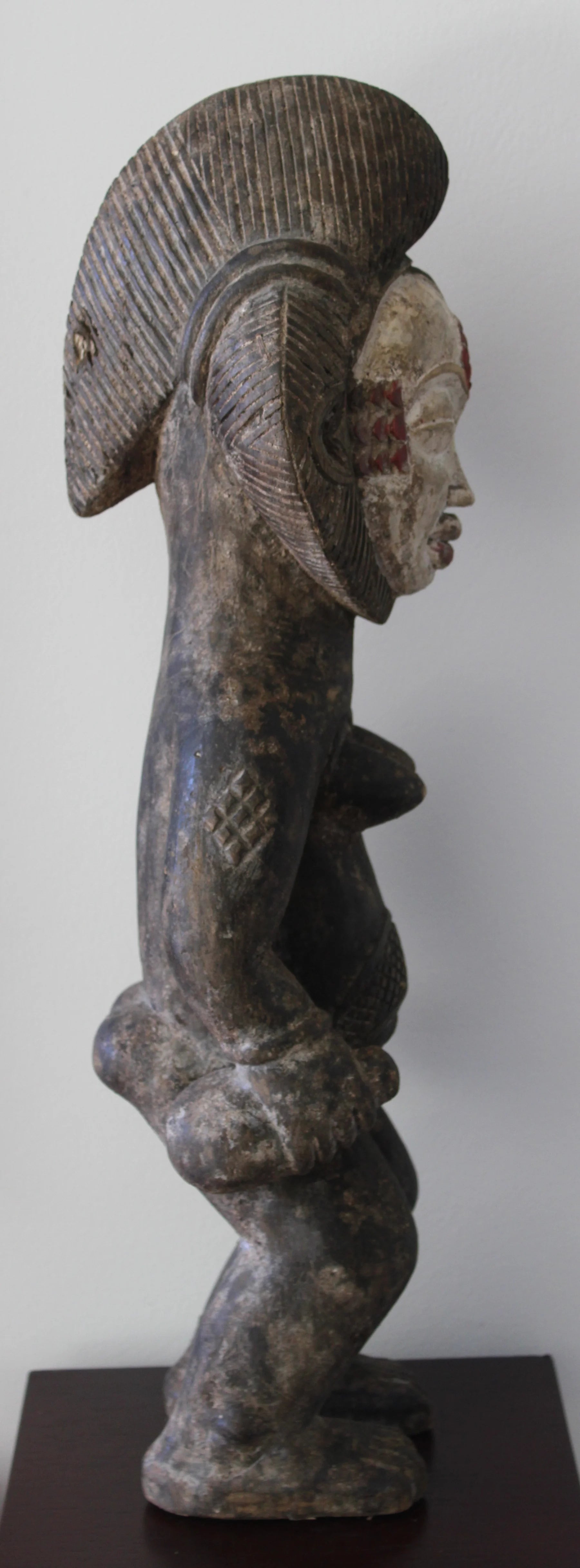 Escultura Punu de Ancestro Femenino