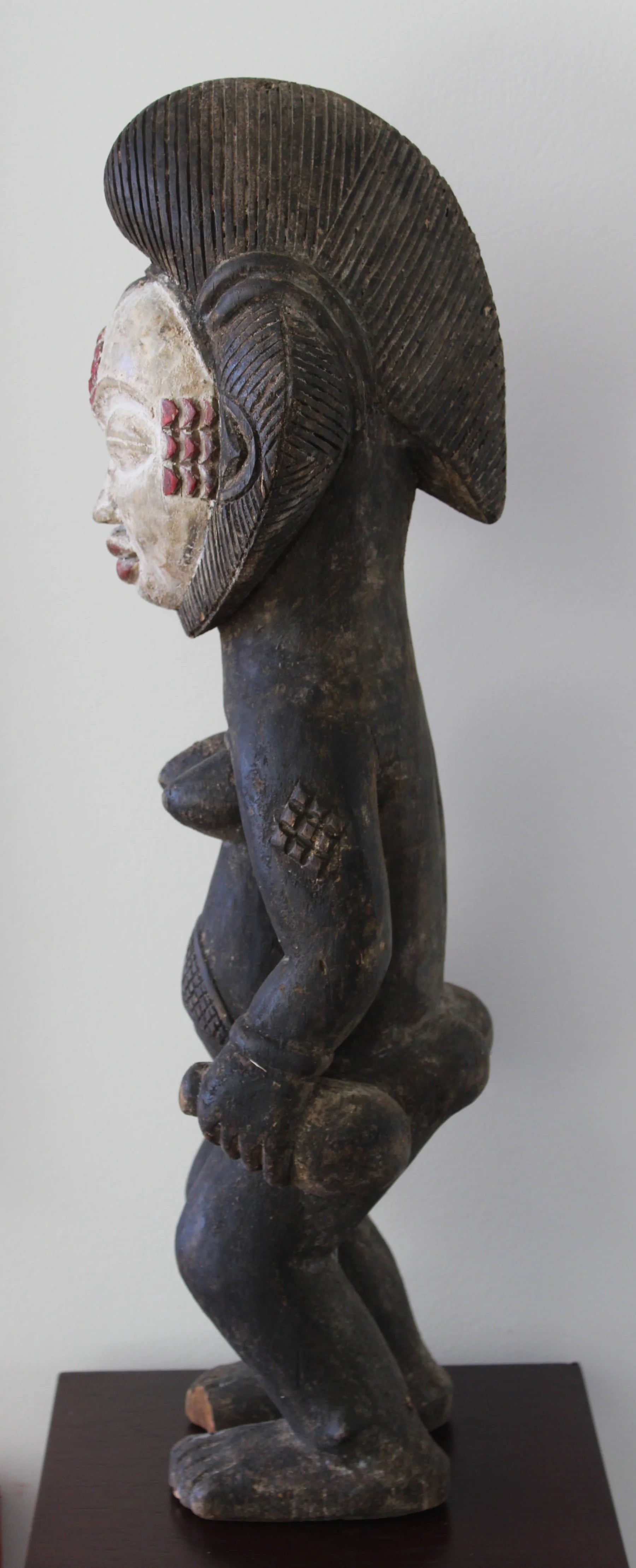 Escultura Punu de Ancestro Femenino