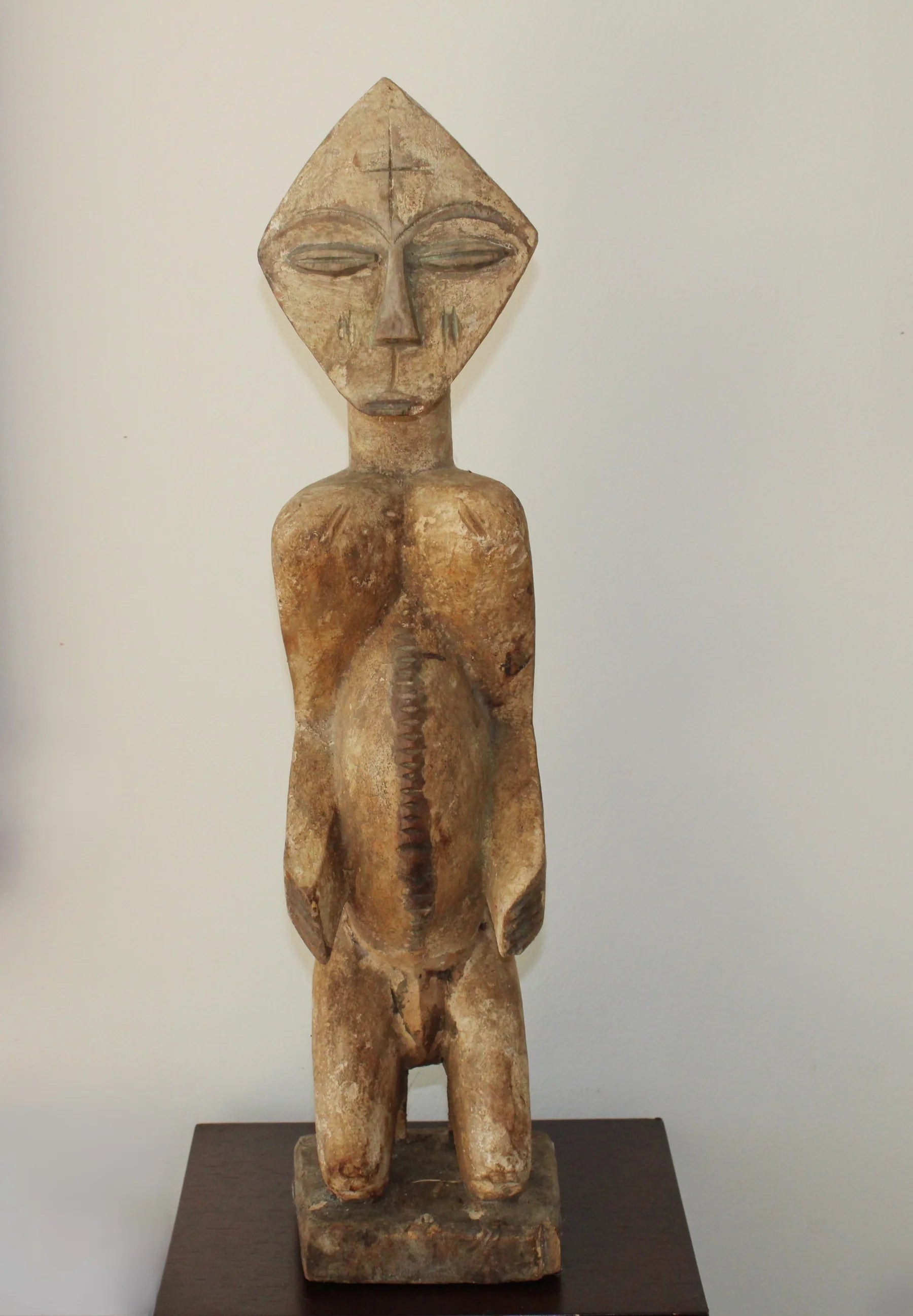Estatua Lega Iginga