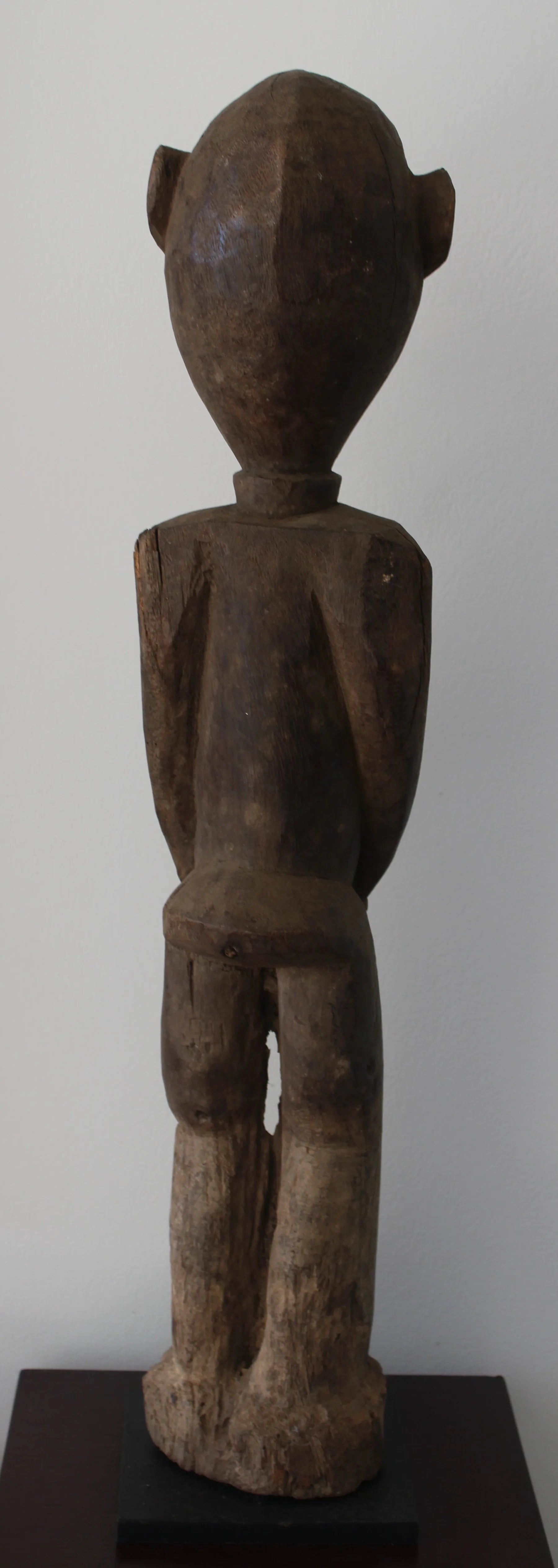 Figura Femenina Lobi Bateba