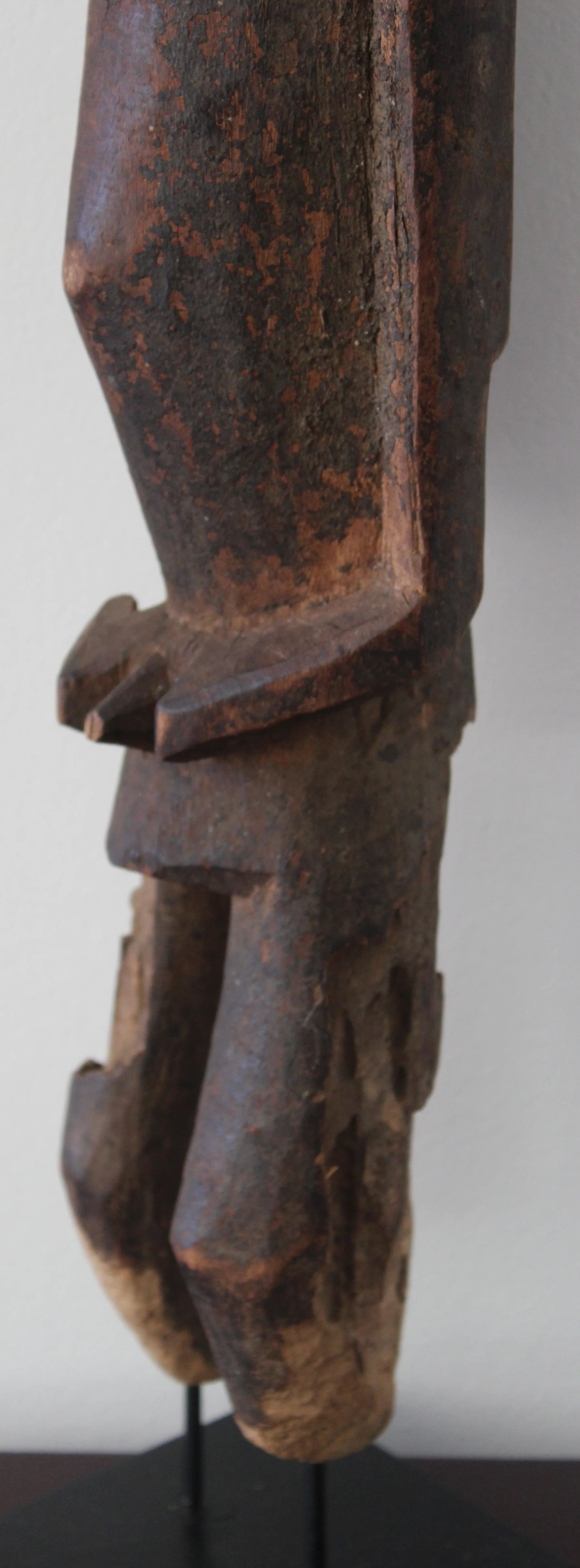 Estatua bateba del grupo lobi