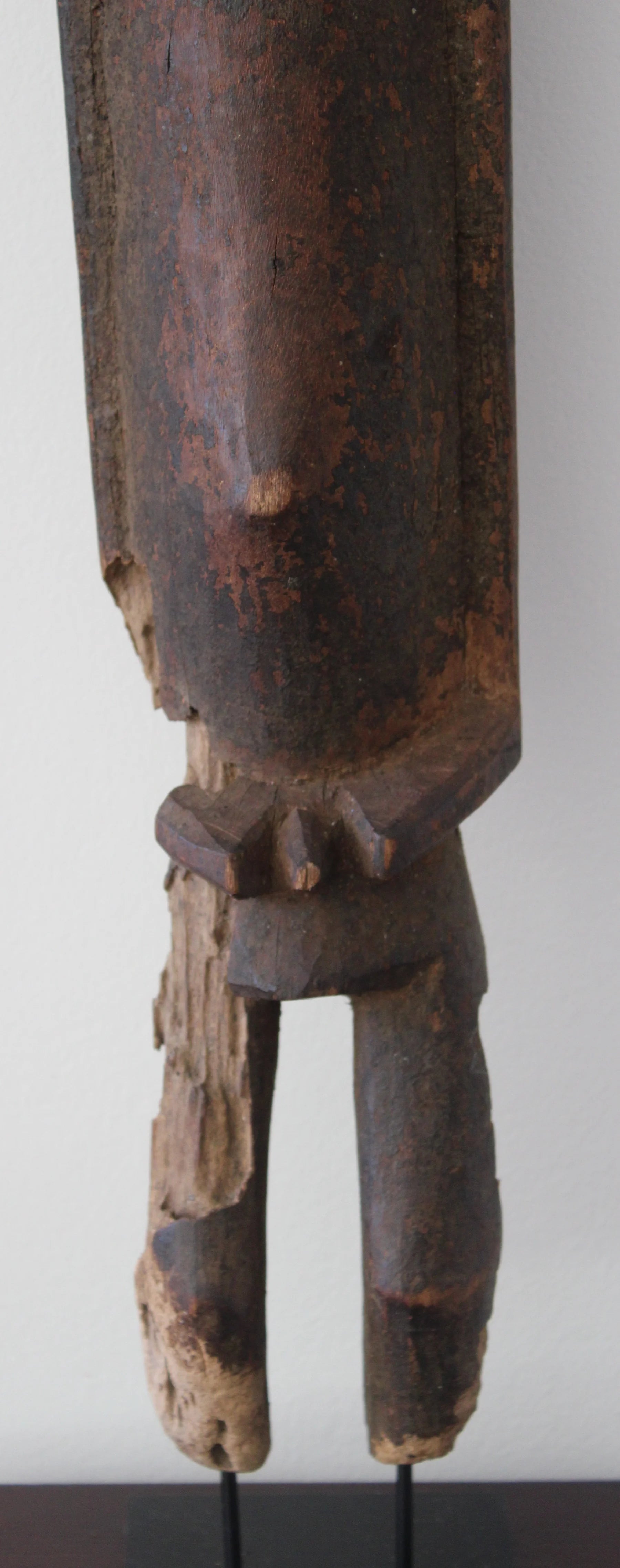 Estatua bateba del grupo lobi