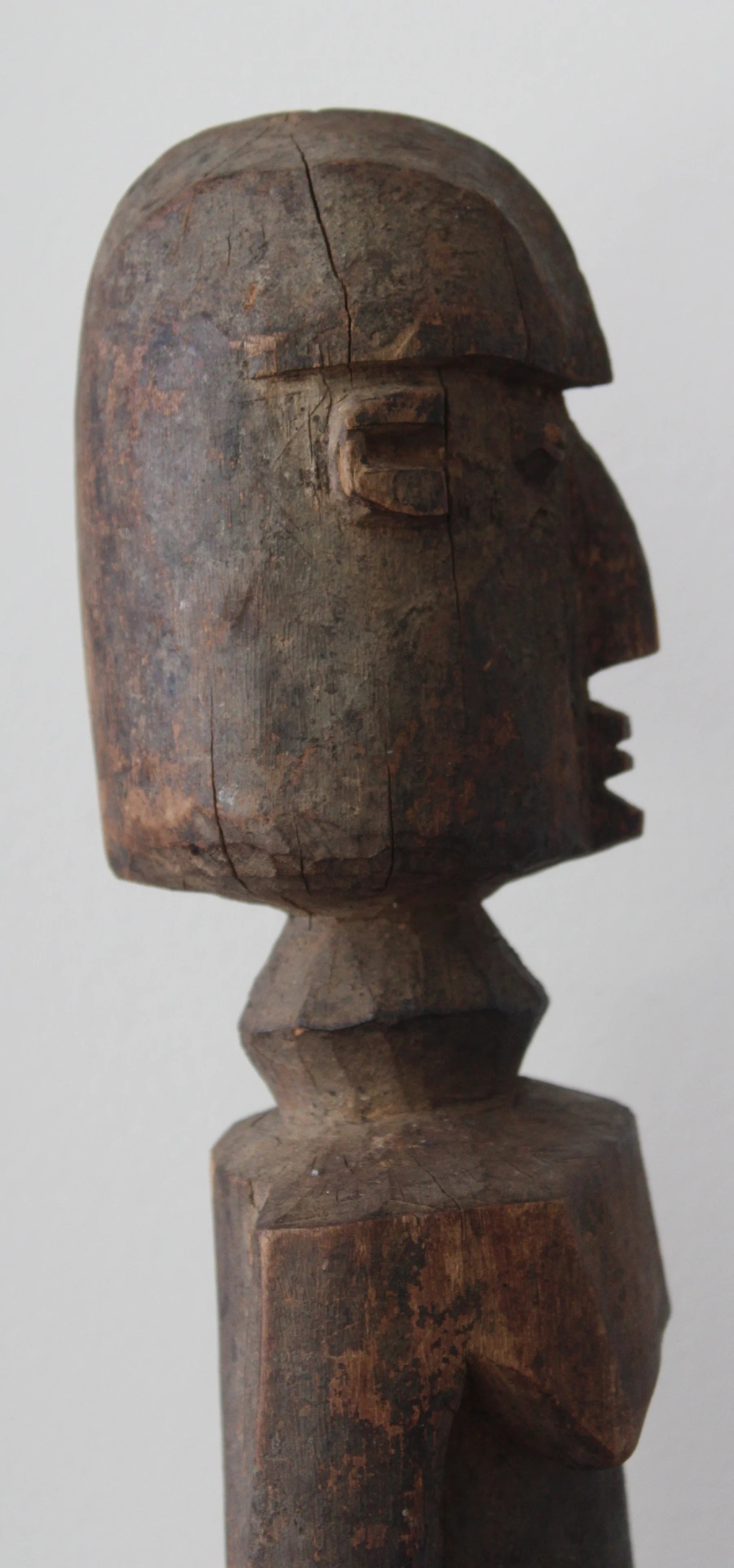 Estatua bateba del grupo lobi