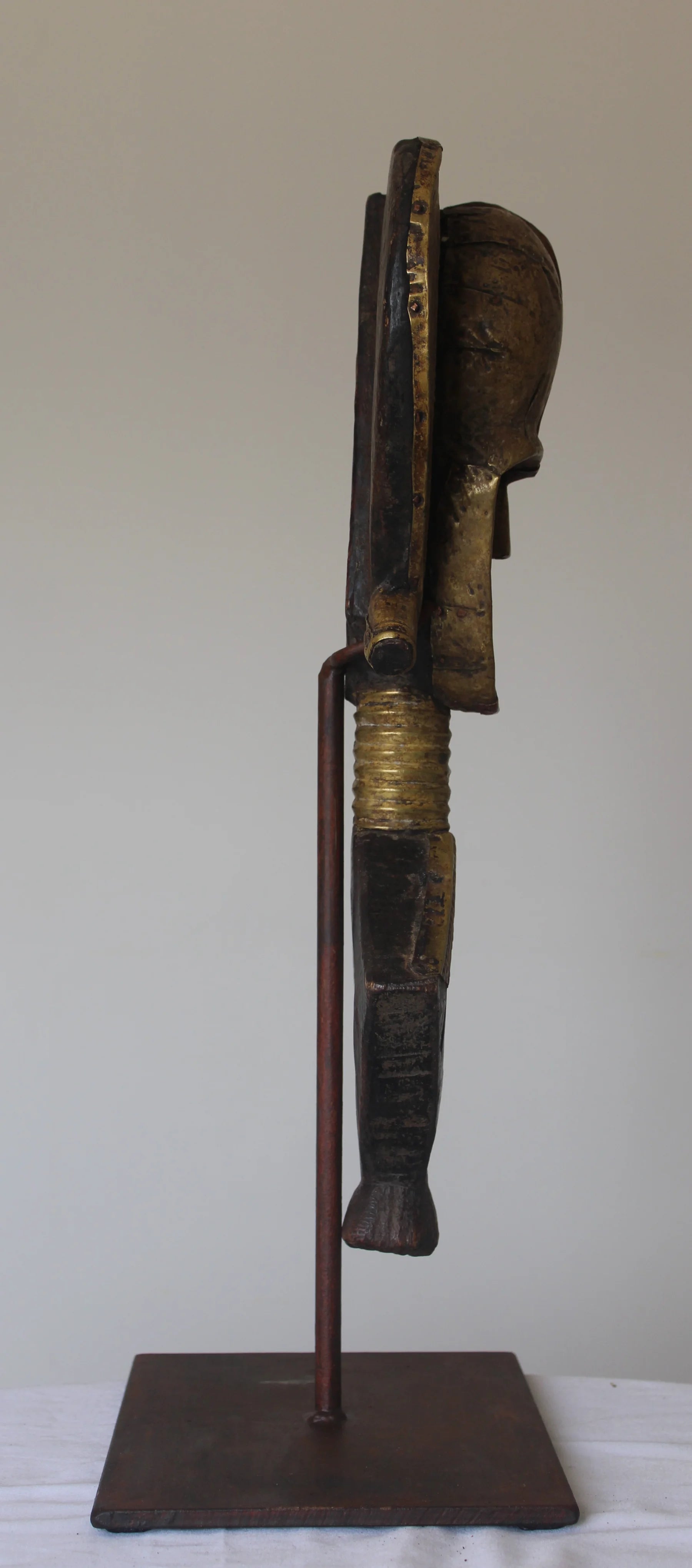 Estatua Relicario Kota Mbulu-Ngulu