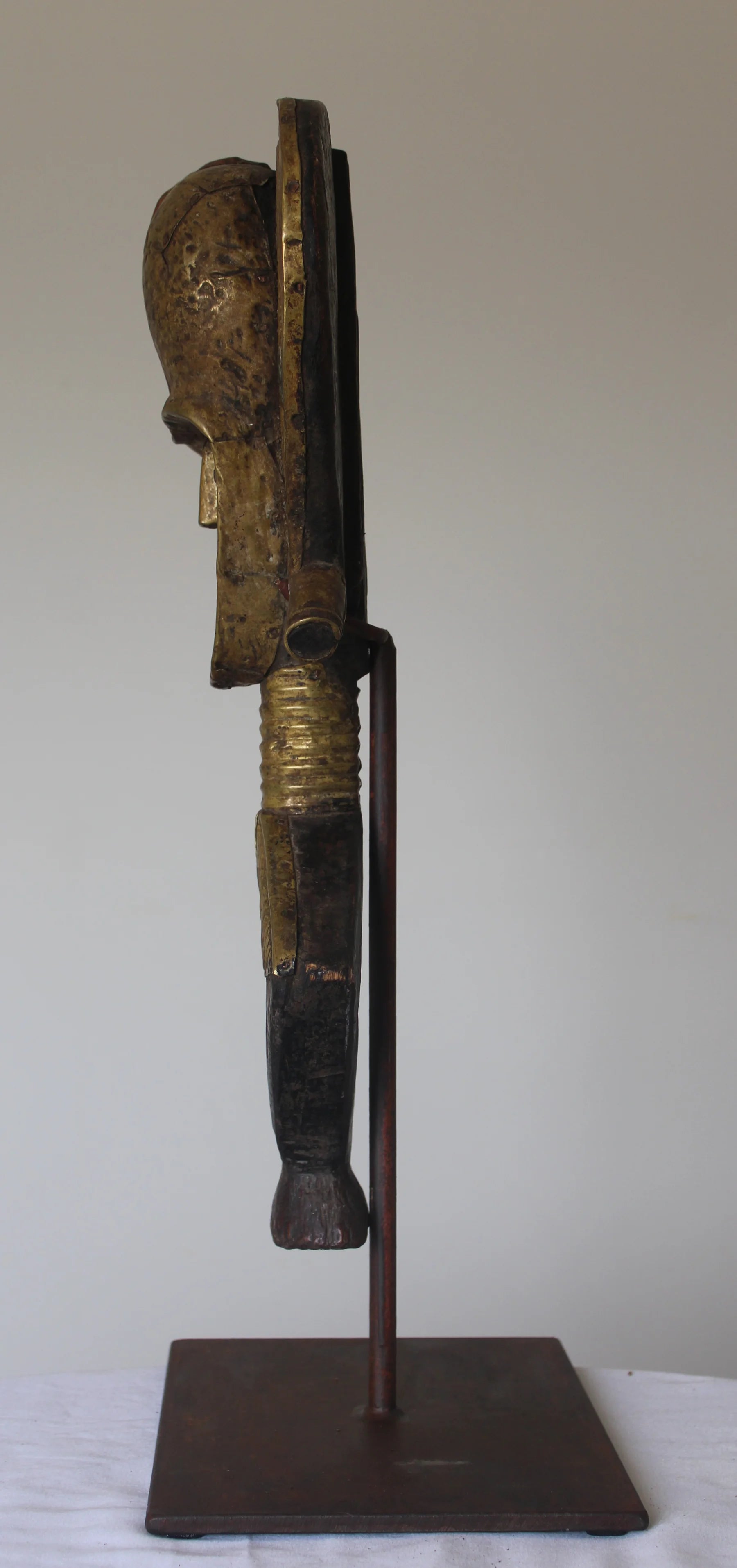 Estatua Relicario Kota Mbulu-Ngulu