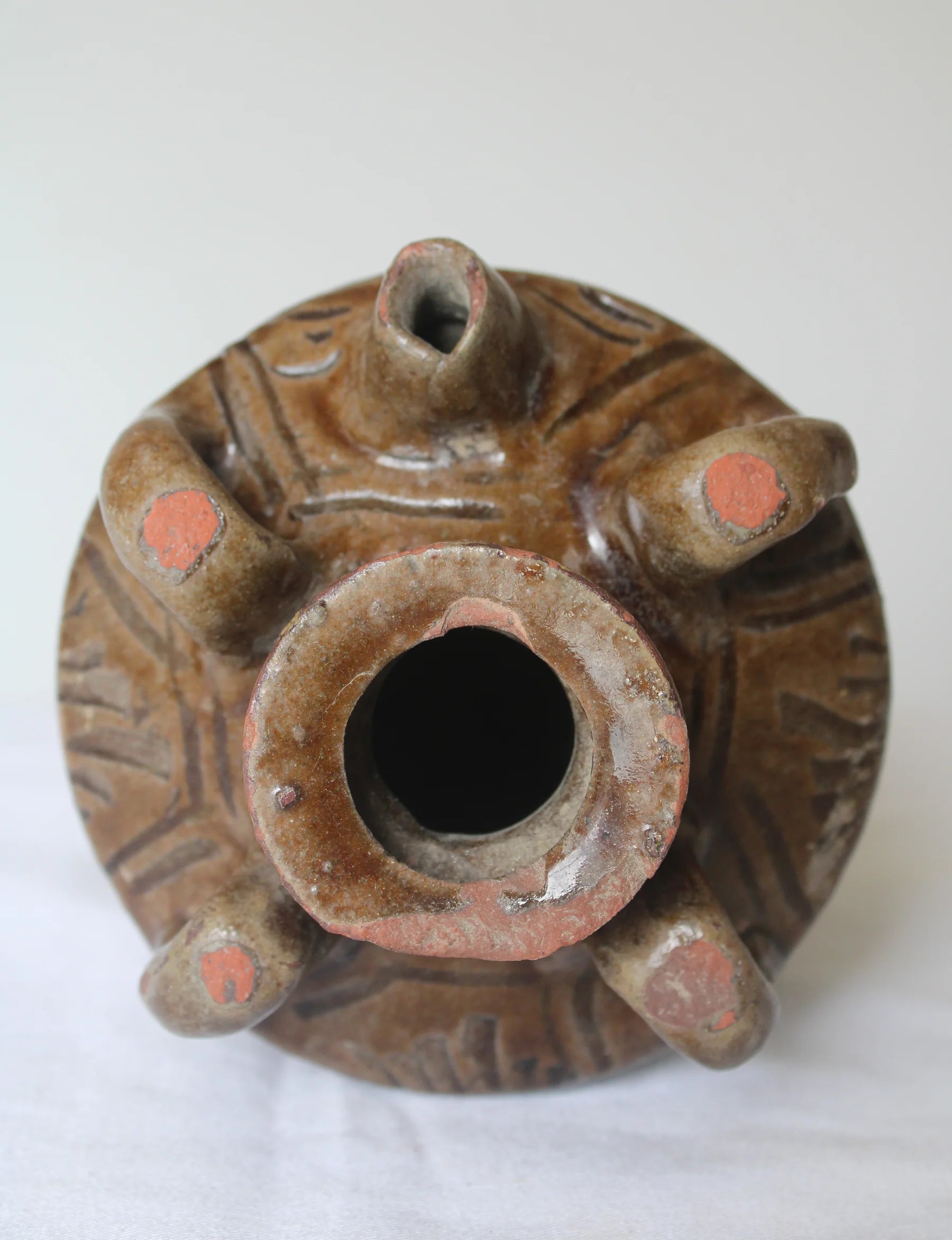 Jarra de vino de cerámica vidriada china del siglo XIX