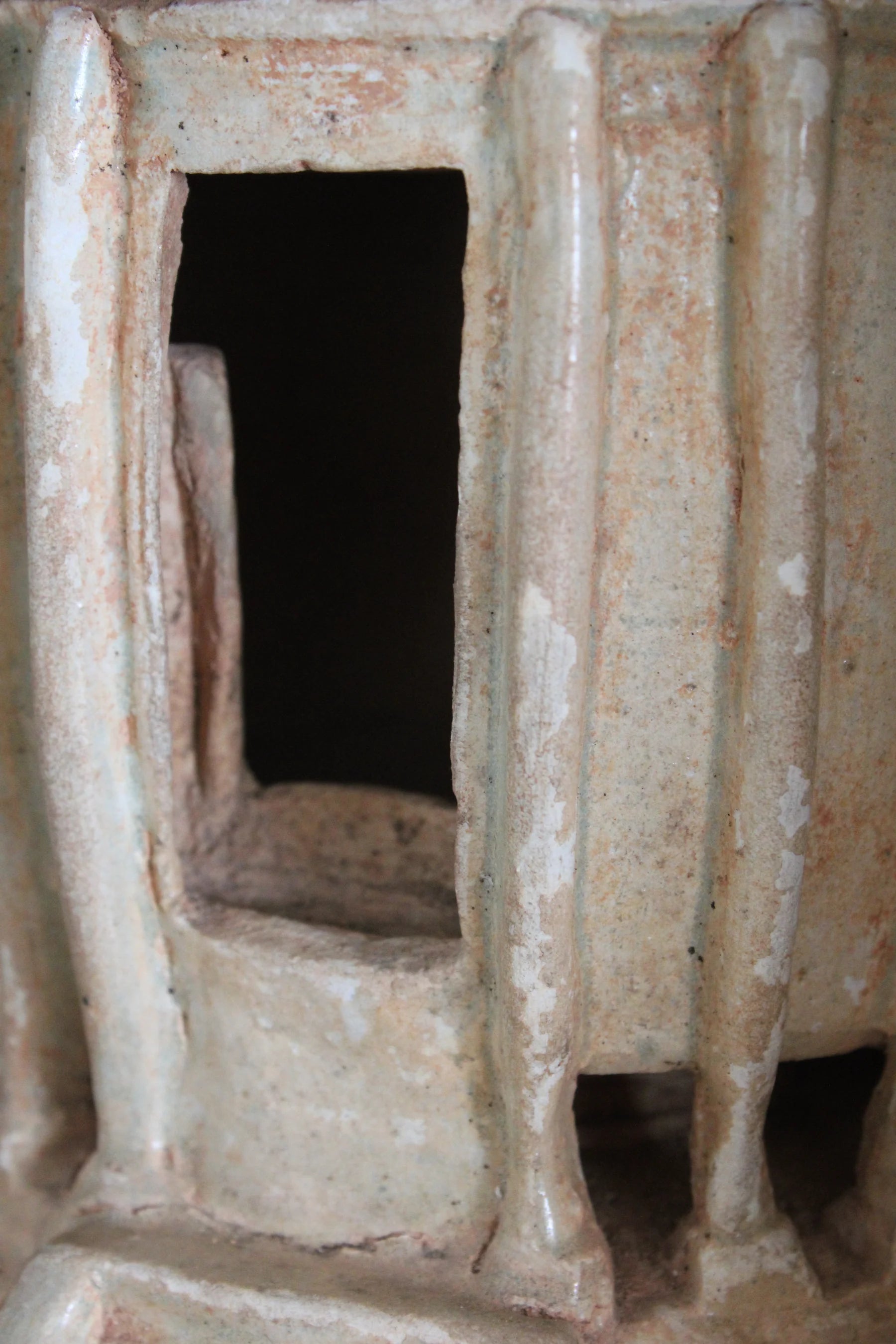 Maqueta de Granero de Cerámica Qingbai